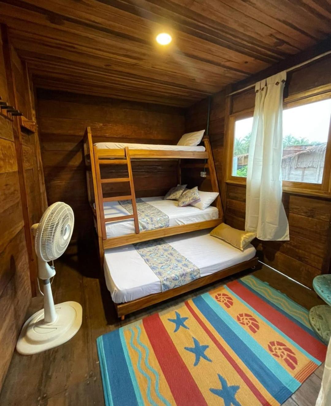 Hostal Velero Relax Guachaca Exteriör bild