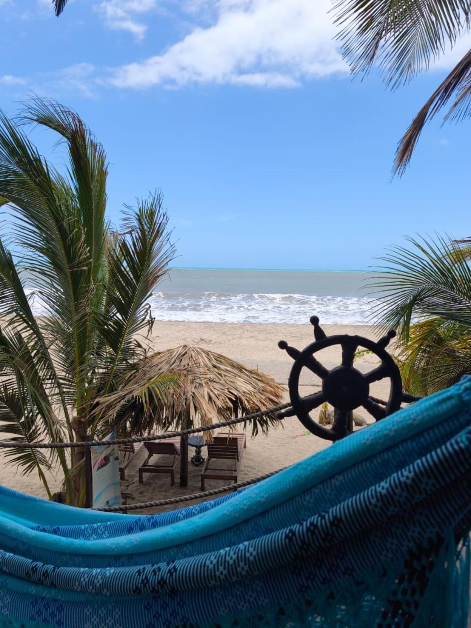 Hostal Velero Relax Guachaca Exteriör bild
